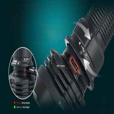 Acebeam P18 Dört LED’li 5000 Lümen Uzun Menzilli Taktik El Feneri