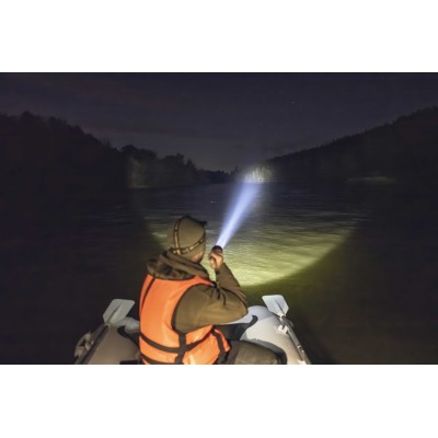 Armytek Barracuda Pro Max ( White Light ) Uzun Menzilli Projektör Tipi El Feneri