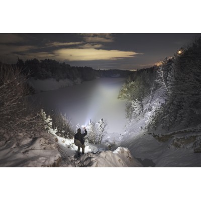Armytek Viking Pro Max ( White Light )  El Feneri - Siyah